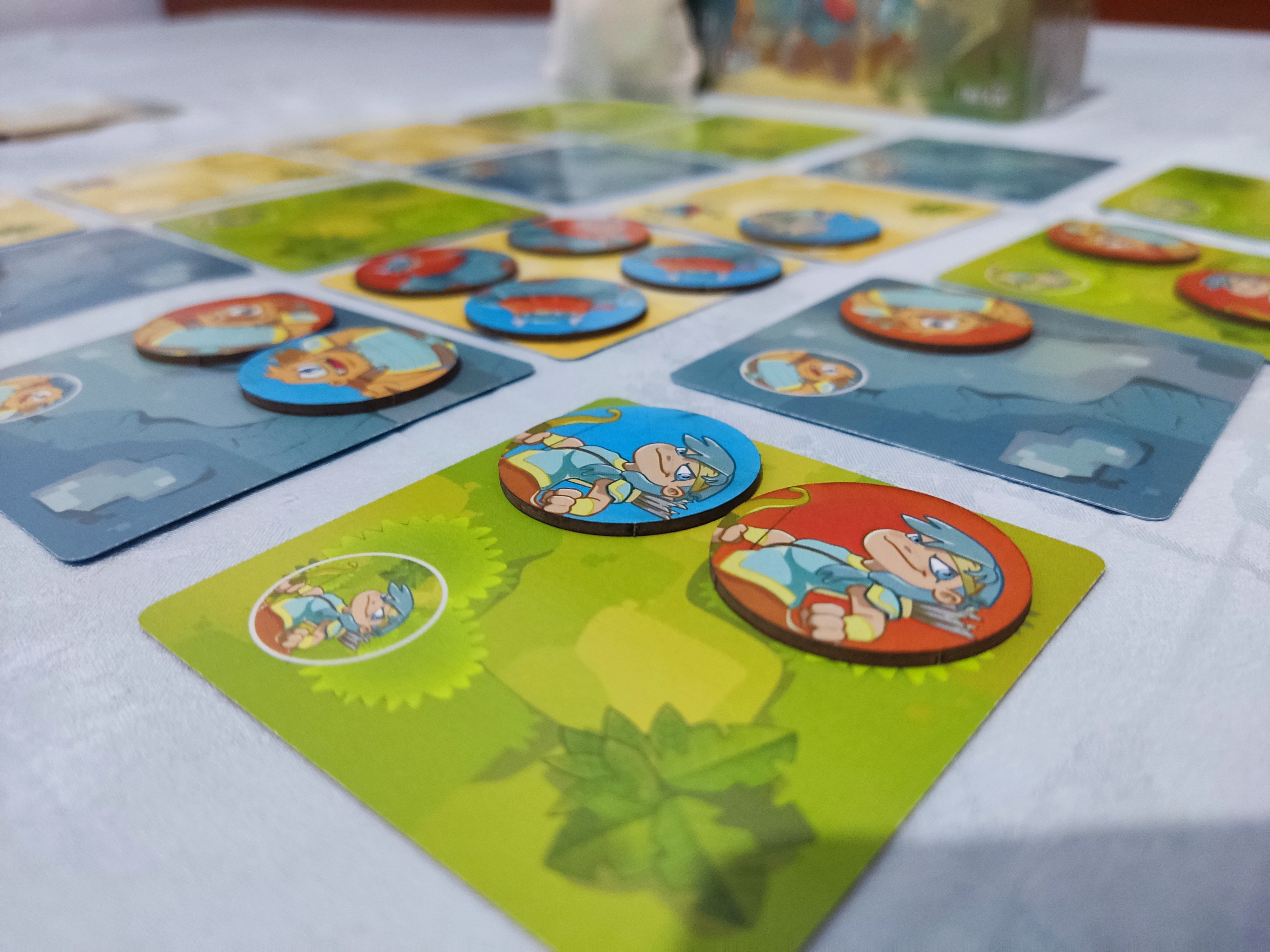 FRONTERA
https://boardgamegeek.com/boardgame/369985/frontera